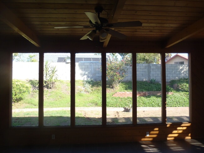 Photo - 3 Bed House w/Garage, Additional Family Room