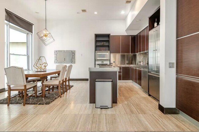 Photo - 4118 Floyd St Unit A