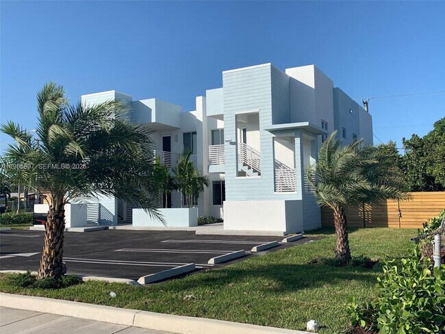 Photo - 803 E 28th St Unit 803