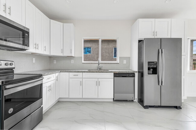 Photo - 2780 NW 15th St