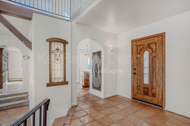 Photo - 990 Beech St