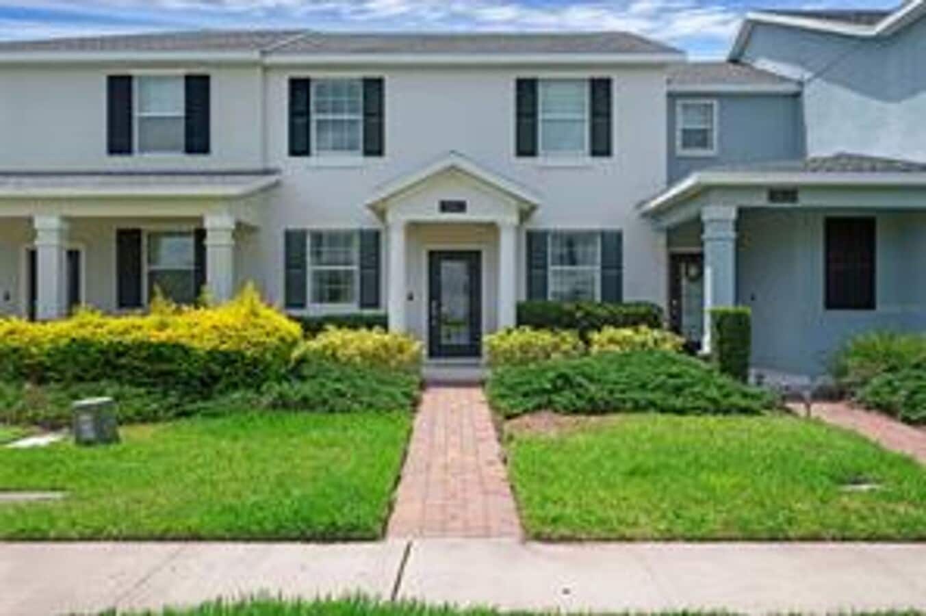 Immaculate 3/2.5 Townhome w/2-Car Garage in Storey Park of Lake Nona - Immaculate 3/2.5 Townhome w/2-Car Garage in Storey Park of Lake Nona