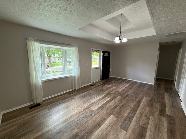 Photo - 3912 Delmont Dr