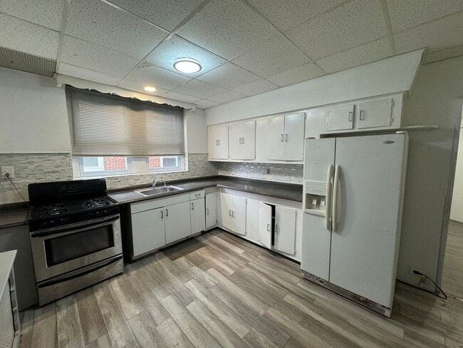 Photo - 623 N 64th St Unit A