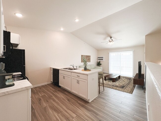 Photo - Alexander Estates