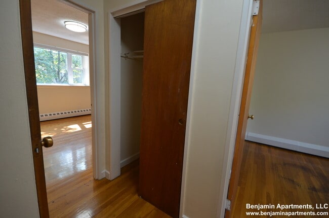 Photo - 62 Parkman St