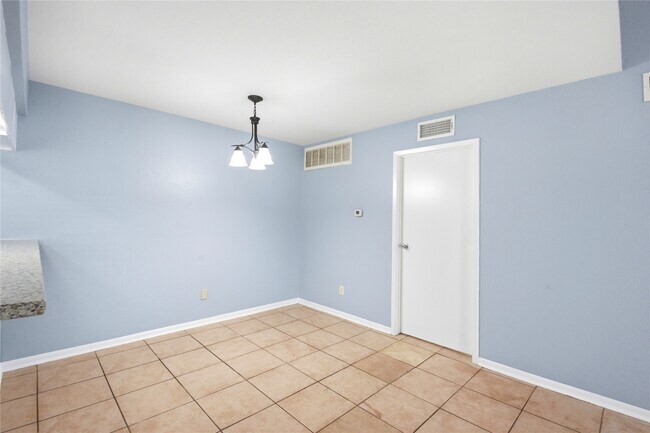 Photo - 8918 Bissonnet St Unit 112