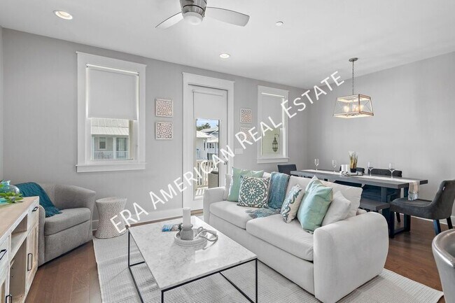 Photo - 4923 E County Hwy 30A