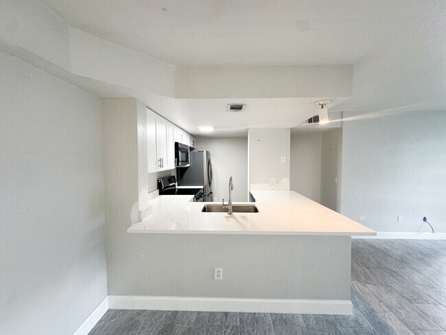 Photo - Downtown Sarasota condo! First floor! Walk to everything! Unit 310