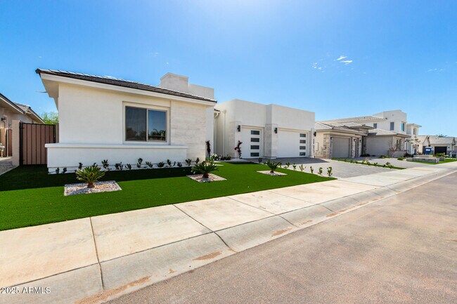 Photo - 12469 N 93rd Way