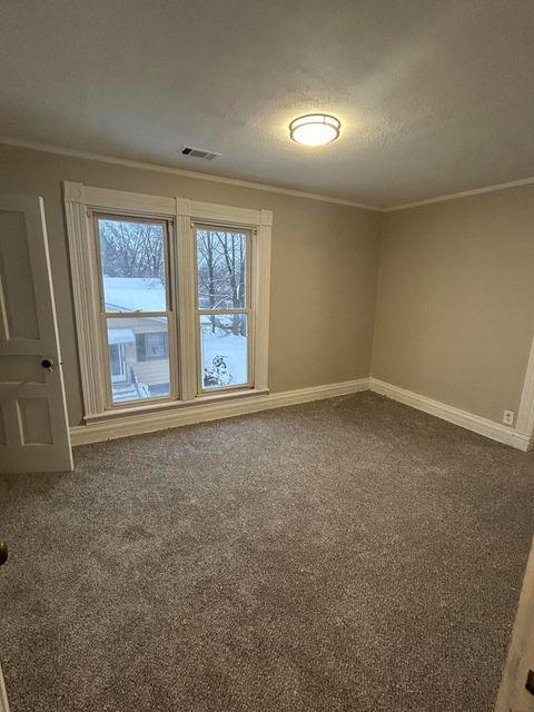 Photo - 253 S Greenwich St