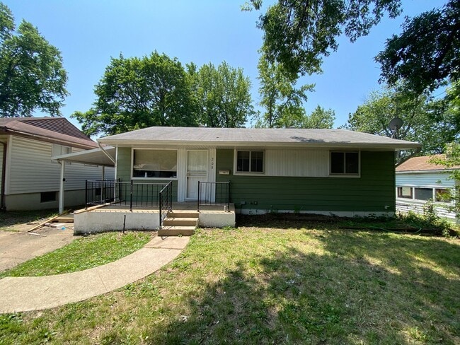 Building Photo - 208 Mc Alpine Dr Rental
