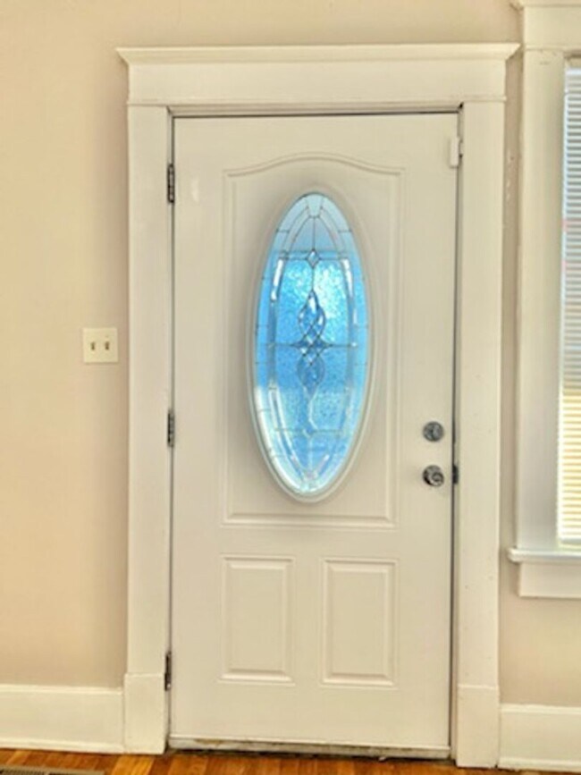 Photo - 2380 Forrest Ave