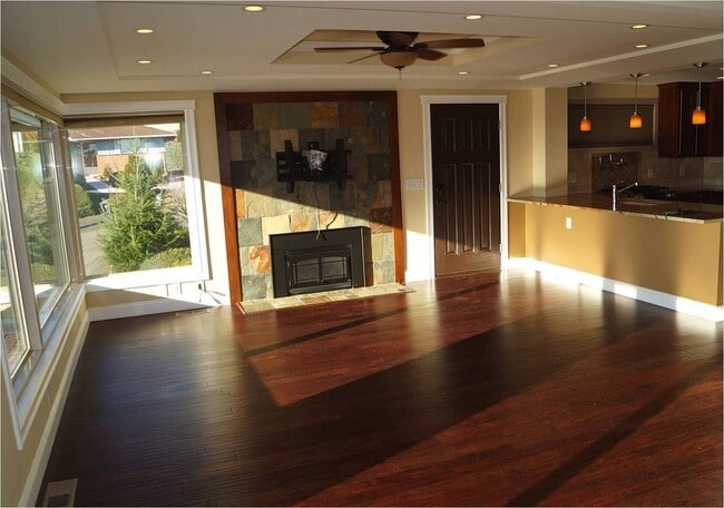 Photo - Spectacular Water View of Puget Sound and Mount Rainier
