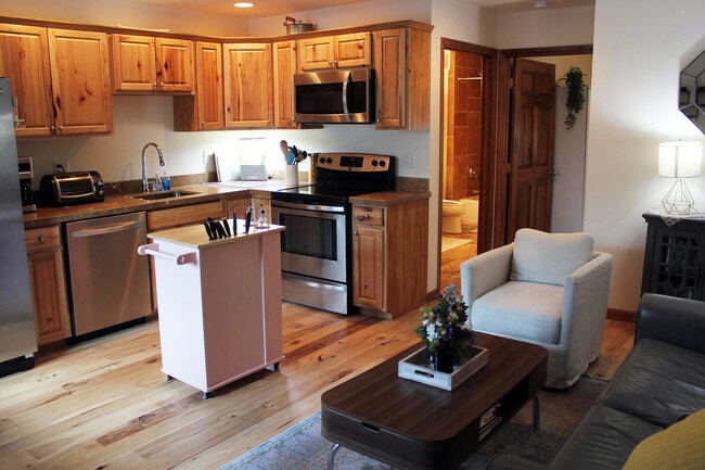 Photo - 61 Virginian Ln Unit Virginian Village 61-1