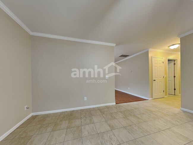 Photo - 412 Flint Dr