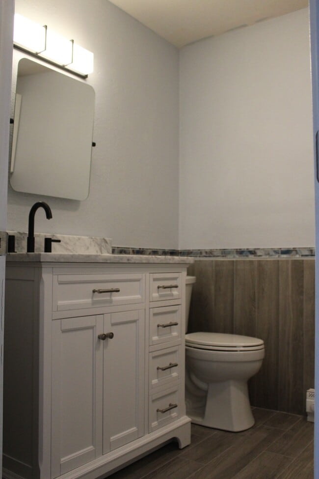 Photo - 1322 E 7th St