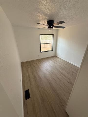 Photo - 4710 Llano St