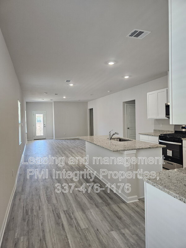 Photo - 932 Renova Dr