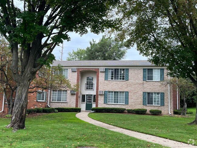 Building Photo - Downtown Rochester Condo- Heat and Water I...