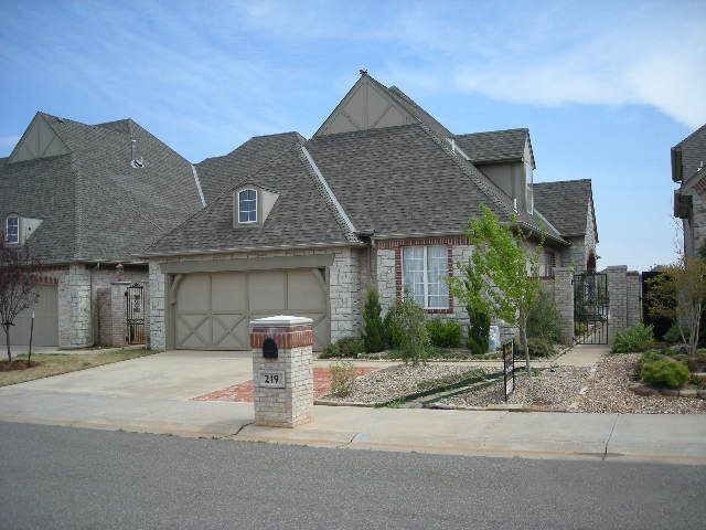 Building Photo - 219 Boulevard Du Lac