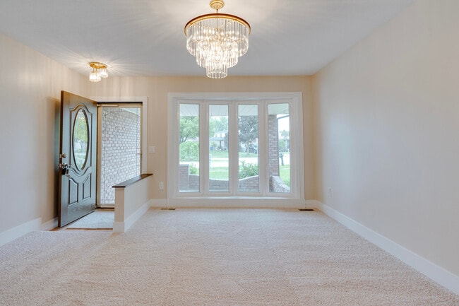 Photo - 5806 Wedgewood Rd