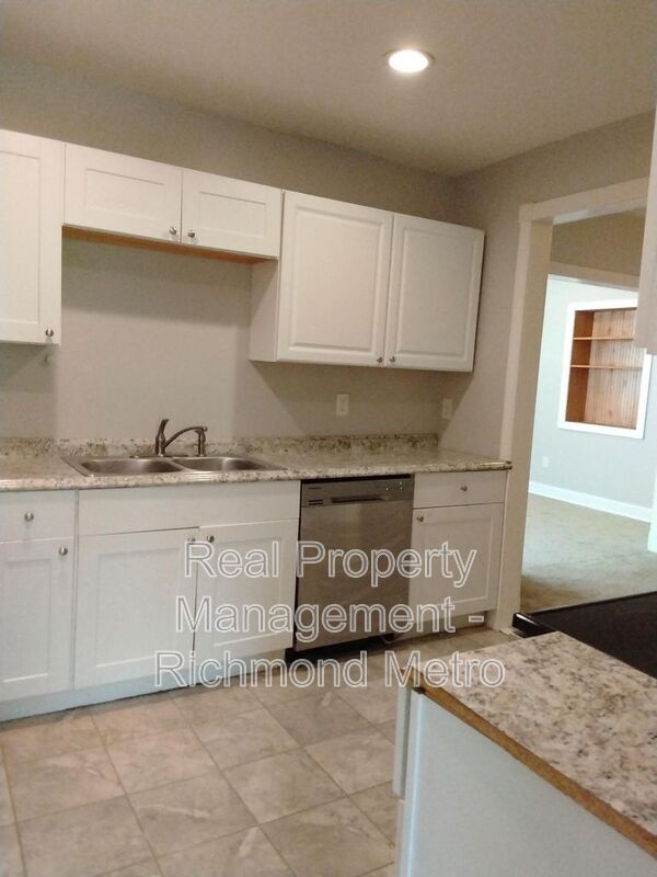 Photo - 106 S Confederate Ave