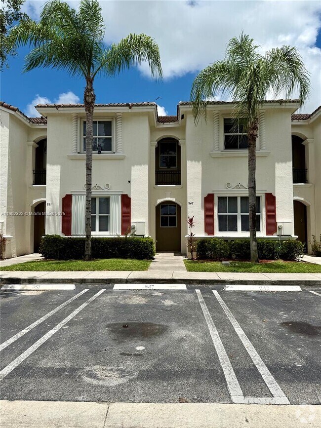 Building Photo - 947 NE 42nd Terrace Rental