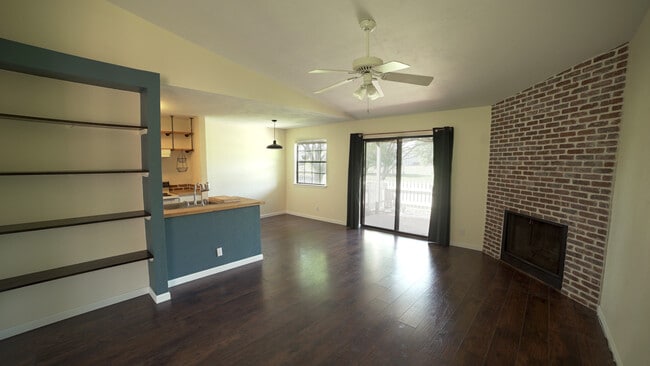 Photo - 1601 Faro Dr Unidad 2304