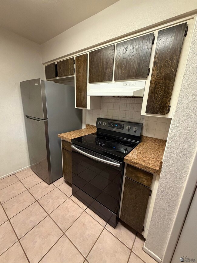 Photo - 1234 W 20th Pl