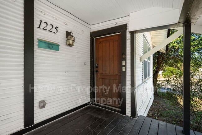 Photo - 1225 Michigan Ave