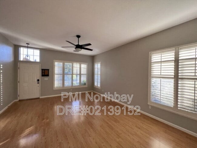 Photo - 1465 Wedgewood Ct