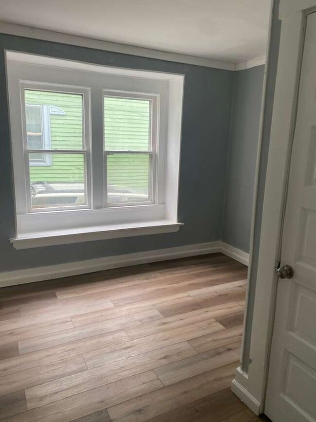 Photo - 3540 W 61st St Unit Lower Front