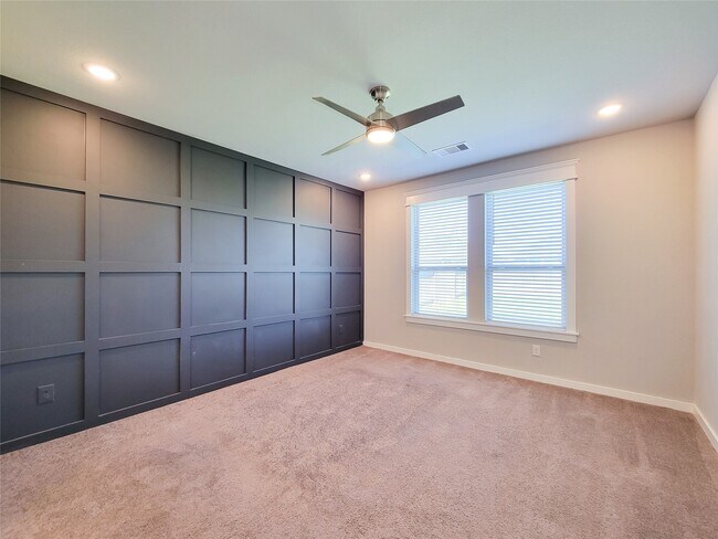 Photo - 31402 Conover Dr