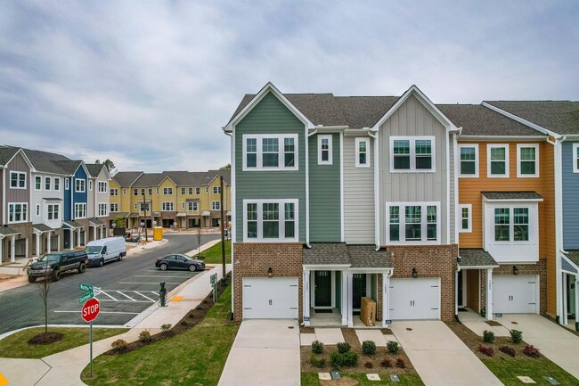 Photo - 3001 Worthy Wy Townhome