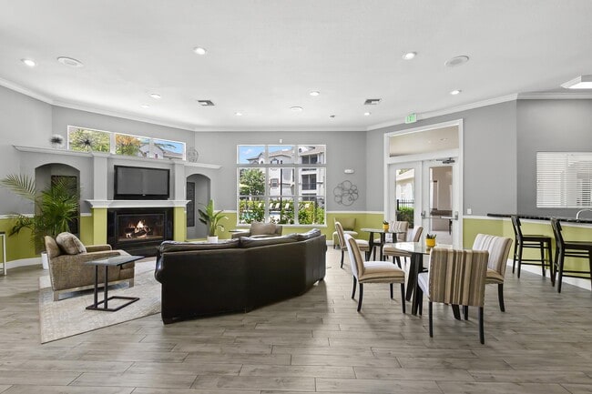 Asprey at Lake Brandon Apartments