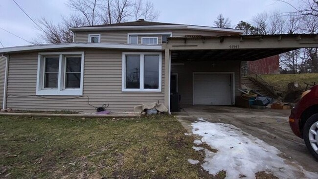 Building Photo - 1bedroom unit in Berrien Springs
