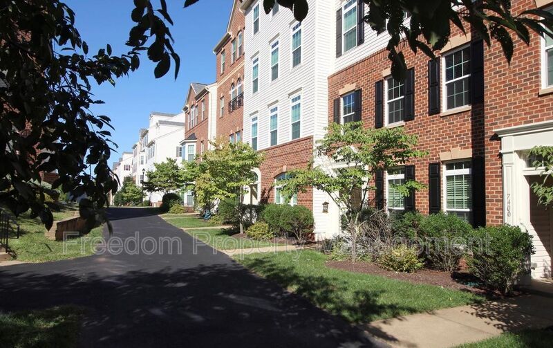 Photo - 7408 Brunson Cir