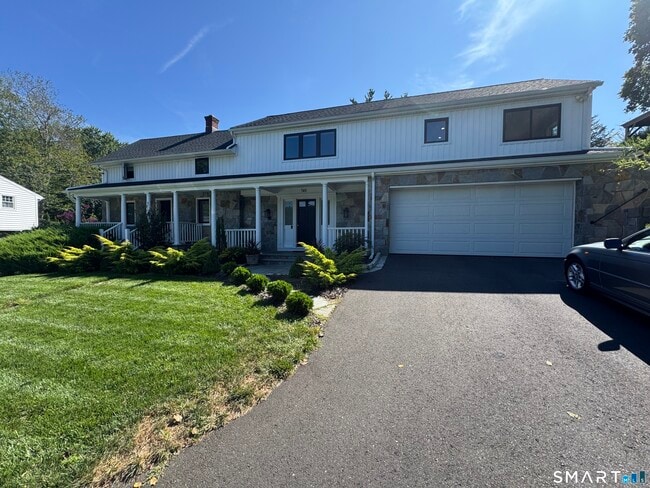 Photo - 561 River Rd
