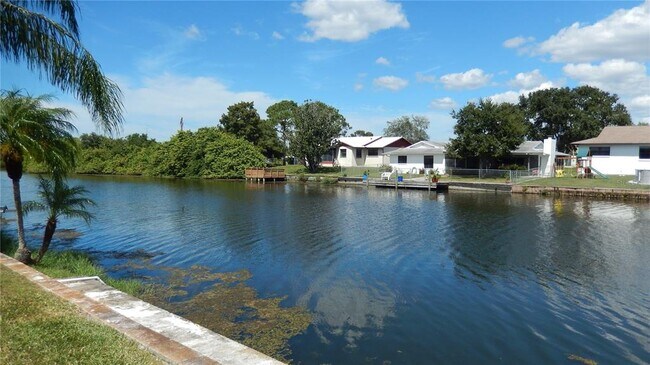 Photo - 2052 Norfolk Dr