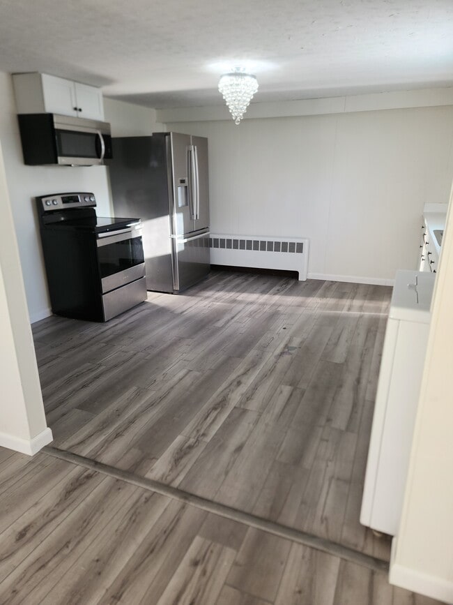 Photo - 61 Baird Ave Unit 1