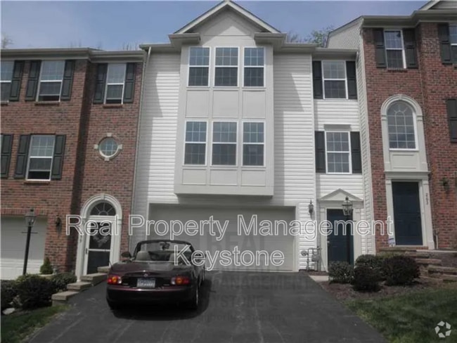 Building Photo - 261 Corey Dr Rental