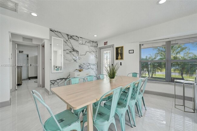 Photo - 218 SE 4th St