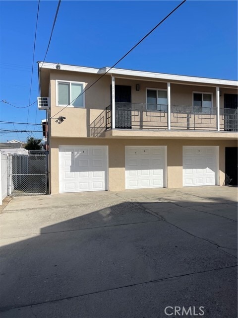 Photo - 1707 W 81st St