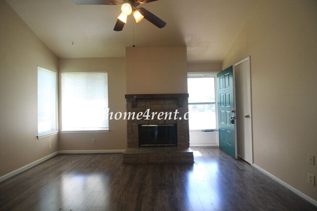 Photo - Cozy Olathe Ranch Style Home w/ Wood Floors!