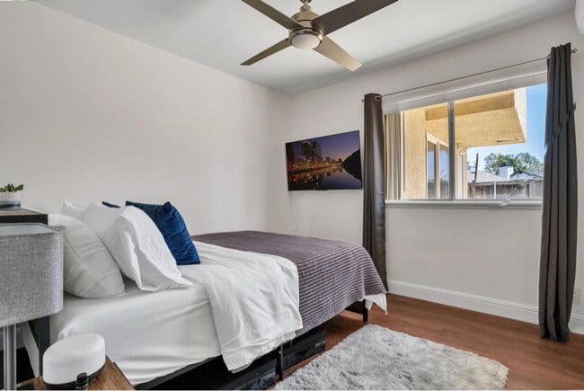 Photo - 3784 Nectarine Cir