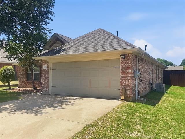 Photo - 402 Calvary Dr