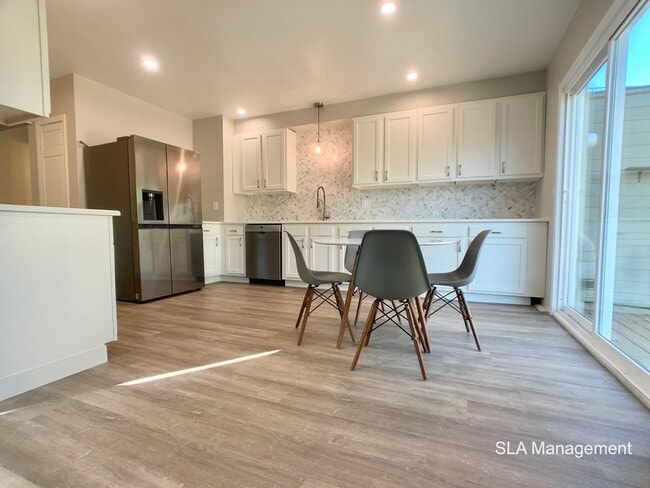 Photo - 1320 Vivian St