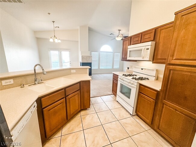 Photo - 7025 Knob Creek St