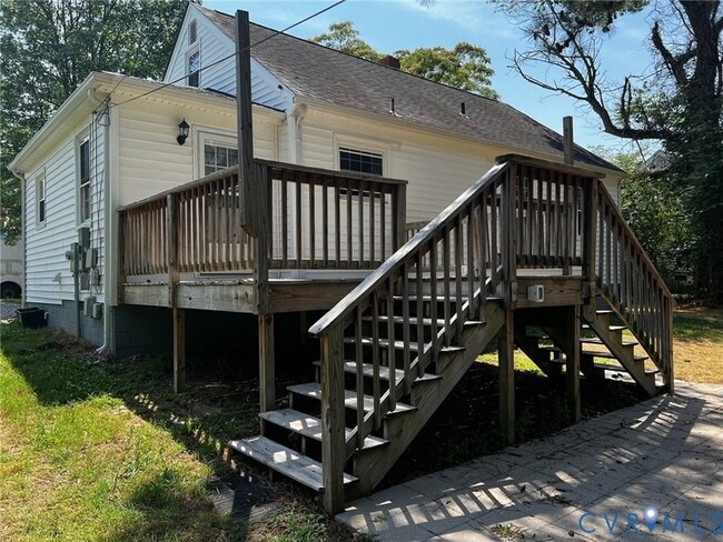 4908 Regent Rd